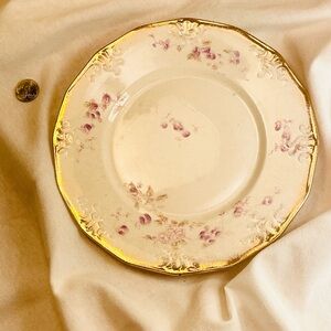 La Belle Gold Trimmed Floral Plate